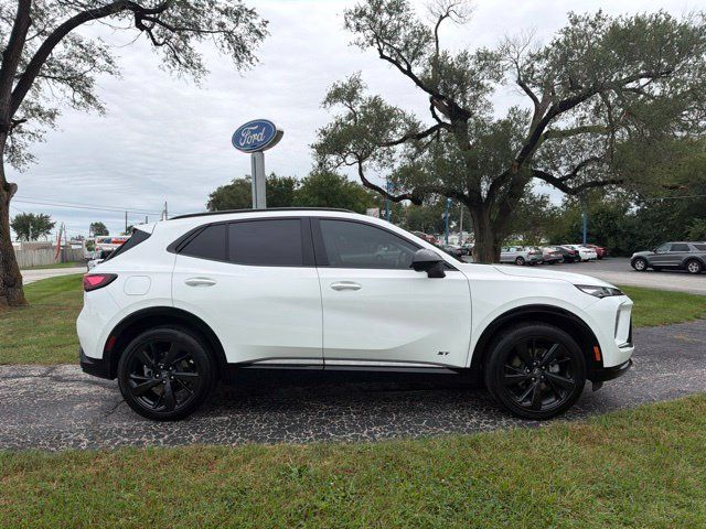 Used 2025 Buick Envision Sport Touring AWD/4WD image 1