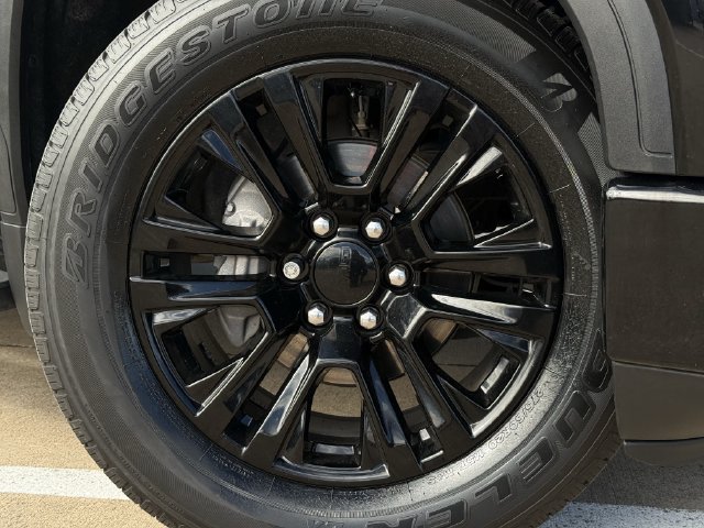 Used 2019 GMC Sierra 1500 Denali w/ Technology Package RWD image 9