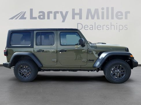 New 2025 Jeep Wrangler Sport S image 7