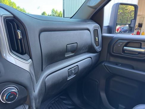 Used 2025 Chevrolet Silverado 3500 W/T w/ WT Convenience Package AWD/4WD image 35