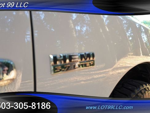 Used 2011 RAM 1500 Laramie AWD/4WD image 43
