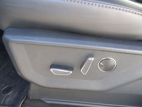 New 2025 Ford F150 Lariat w/ Equipment Group 502A High image 11