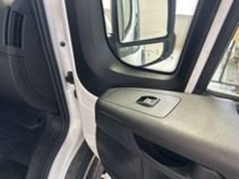 Used 2024 RAM ProMaster 2500 FWD image 39