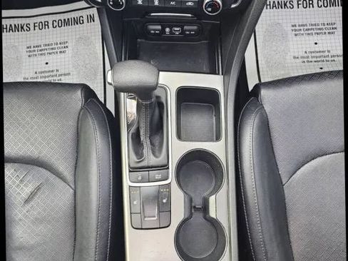 Used 2020 Kia Optima SE FWD image 13
