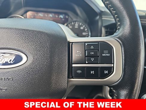 Used 2024 Ford Expedition XLT image 19