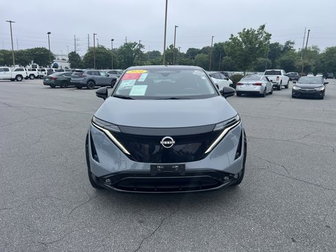 Certified 2024 Nissan Ariya AWD image 2
