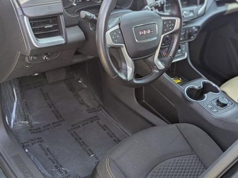 Used 2021 GMC Terrain SLE w/ Driver Convenience Package image 10