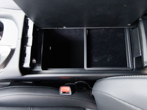 Certified 2026 Toyota Crown XLE image 30