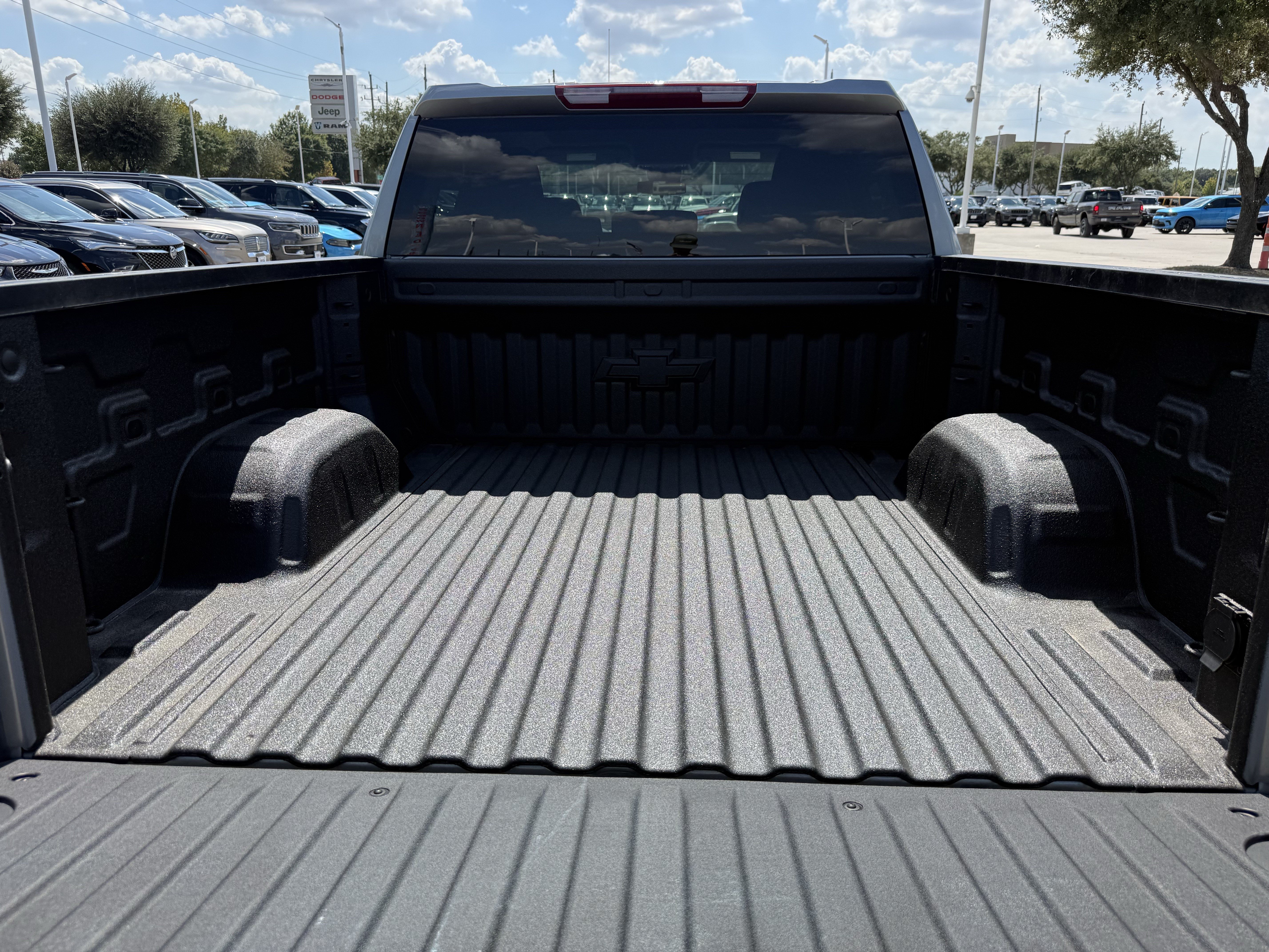 Used 2026 Chevrolet Silverado 1500 RST w/ RST Select Package RWD image 30