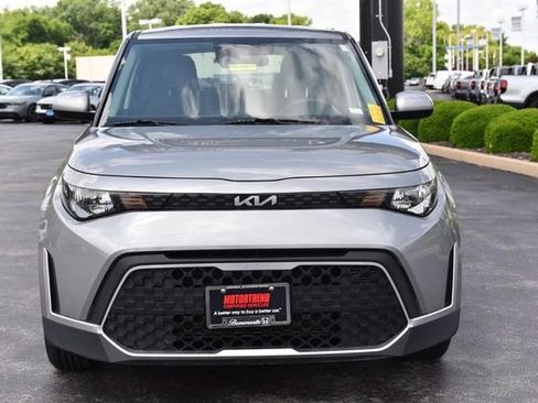 Used 2024 Kia Soul LX w/ Option Group 015 FWD image 4