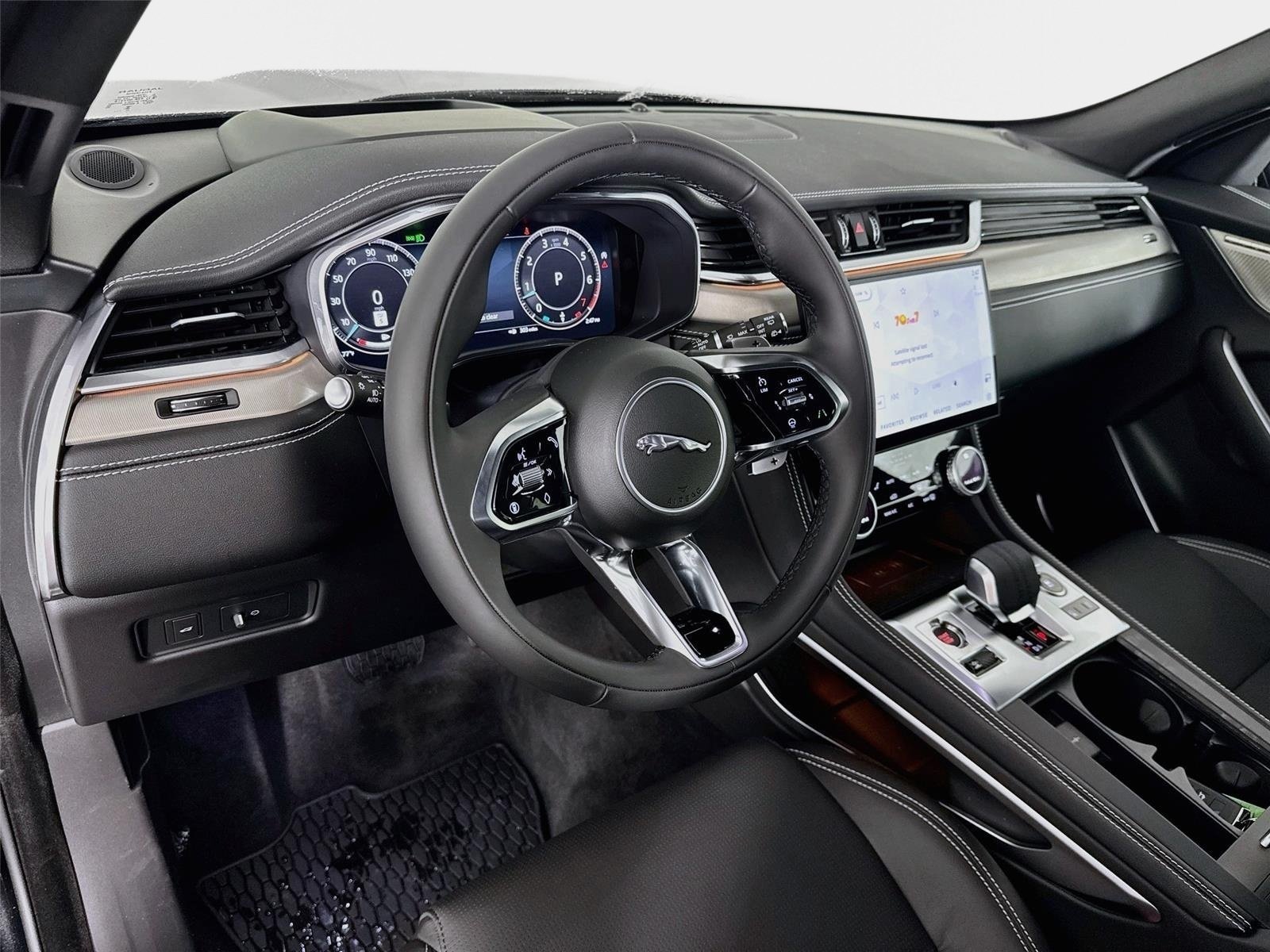 New 2026 Jaguar F-PACE R-Dynamic S AWD/4WD image 9