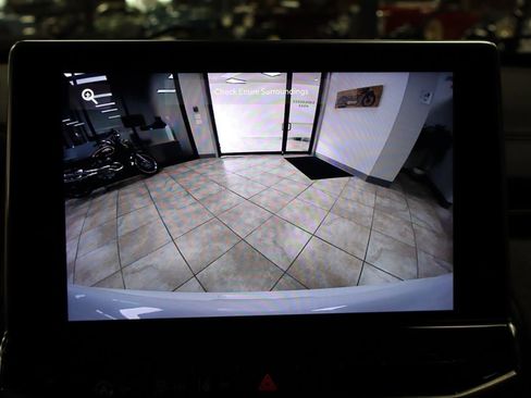 Used 2023 Jeep Compass Sport image 14