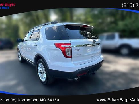 Used 2014 Ford Explorer Limited w/ Equipment Group 301A FWD image 3