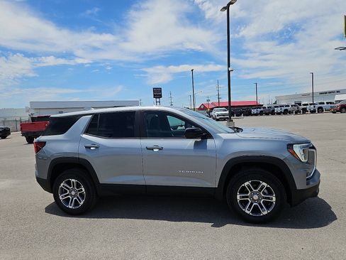 New 2026 GMC Terrain Elevation FWD image 6
