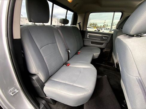 Used 2017 RAM 2500 SLT image 18