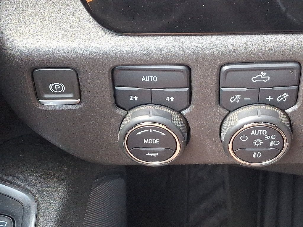 Certified 2023 Chevrolet Silverado 1500 RST w/ LPO, Dark Essentials Package AWD/4WD image 23