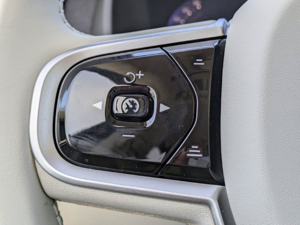 New 2026 Volvo XC90 B5 Ultra w/ Protection Package Premier AWD/4WD image 36