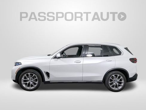Used 2024 BMW X5 xDrive40i w/ Premium Package AWD/4WD image 2