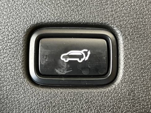 Used 2025 Kia Sportage EX w/ Premium Package FWD image 6
