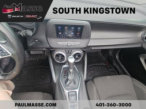 Used 2021 Chevrolet Camaro LT RWD image 10