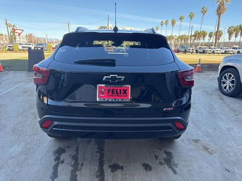 Used 2024 Chevrolet Trax RS w/ Sunroof Package image 6