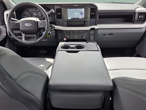 Used 2026 Ford F250 XL AWD/4WD image 12