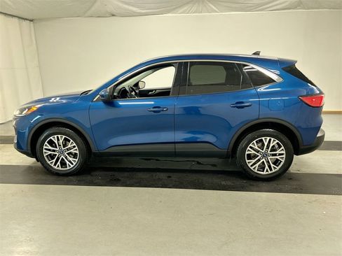 Used 2022 Ford Escape SEL image 6