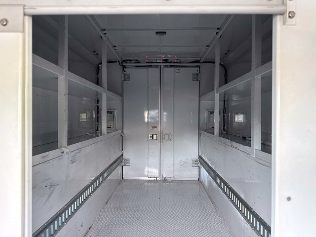 Used 2023 Chevrolet Express 3500 w/ Power Convenience Package RWD image 26