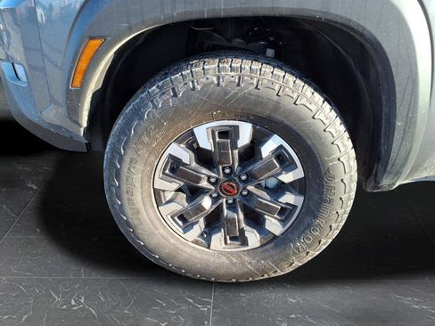 Used 2024 Nissan Frontier PRO-4X image 48