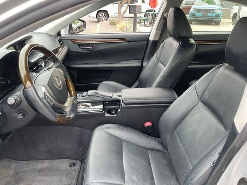 Used 2013 Lexus ES 350 w/ Luxury Pkg FWD image 20