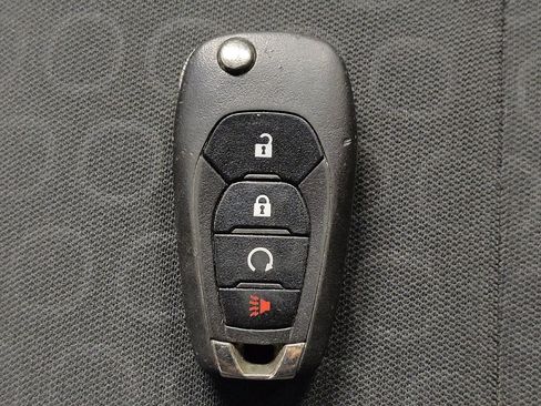 Used 2020 Chevrolet Trax LS w/ Tint and Cruise Package FWD image 32