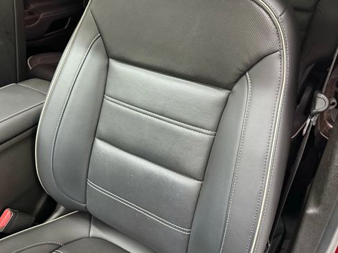 Used 2023 GMC Acadia Denali w/ Denali Ultimate Package image 36