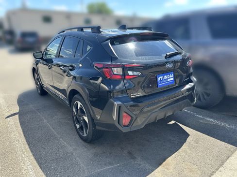 Used 2024 Subaru Crosstrek 2.5i Limited w/ Crosstrek Mirror Package AWD/4WD image 4