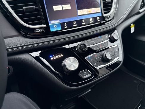 New 2026 Chrysler Pacifica Select w/ S Appearance Package image 27