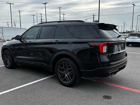 Used 2025 Ford Explorer ST AWD/4WD image 7