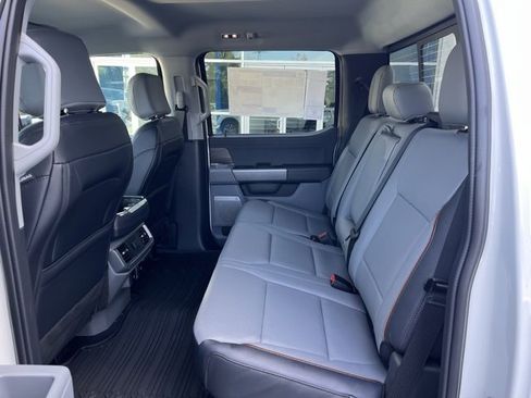 New 2025 Ford F150 Lariat w/ Equipment Group 501A Mid image 5