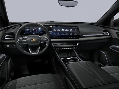 New 2026 Chevrolet Traverse LT w/ Driver Confidence Package image 34