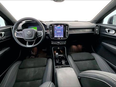 Used 2023 Volvo C40 P8 Recharge Plus w/ Climate Package AWD/4WD image 15