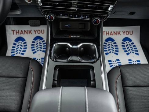 New 2026 Chevrolet Traverse Z71 w/ Enhanced Driving Package image 28