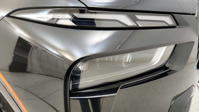 Used 2023 BMW X7 xDrive40i w/ Executive Package AWD/4WD image 22