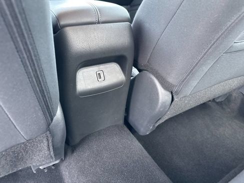 Used 2023 Nissan Sentra SV FWD image 16