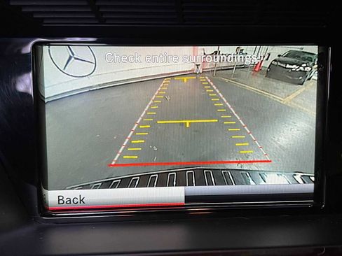 Used 2014 Mercedes-Benz GLK 350 4MATIC image 30