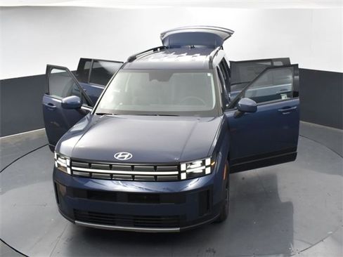 Used 2025 Hyundai Santa Fe SEL image 35