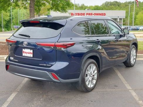 Used 2024 Toyota Highlander Limited AWD/4WD image 13