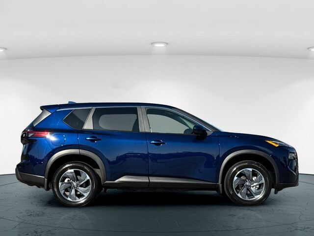 Used 2026 Nissan Rogue SV FWD image 8