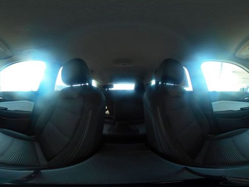 Used 2025 Chevrolet Trax LT FWD image 43