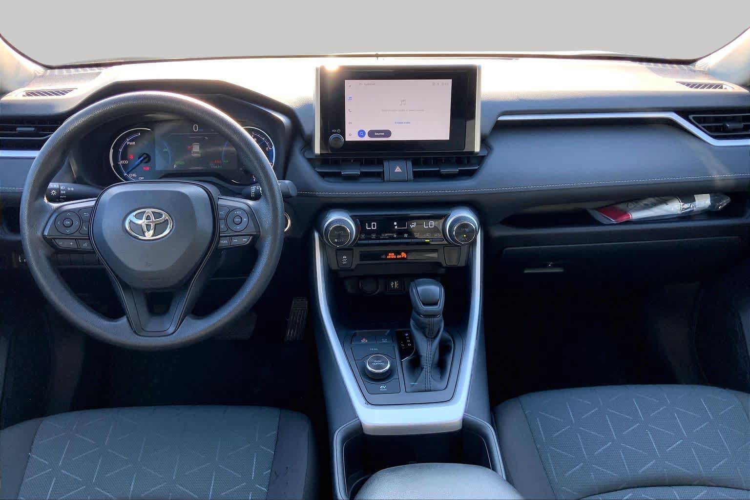 Used 2025 Toyota RAV4 XLE w/ Convenience Package AWD/4WD image 13