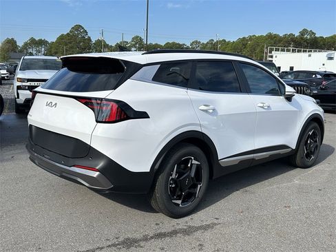 New 2026 Kia Sportage EX image 8