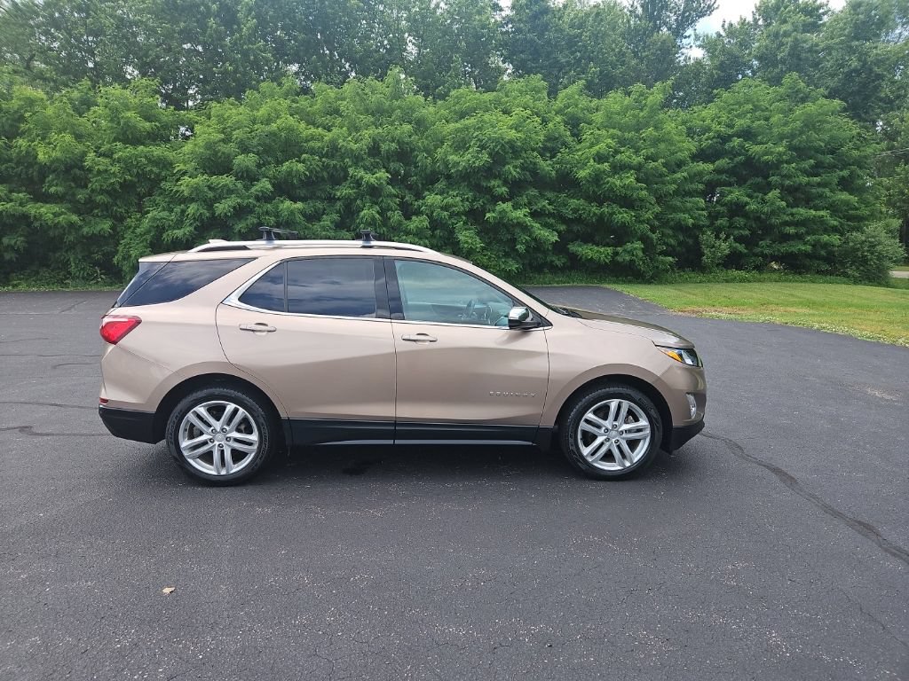 Used 2018 Chevrolet Equinox Premier AWD/4WD image 8