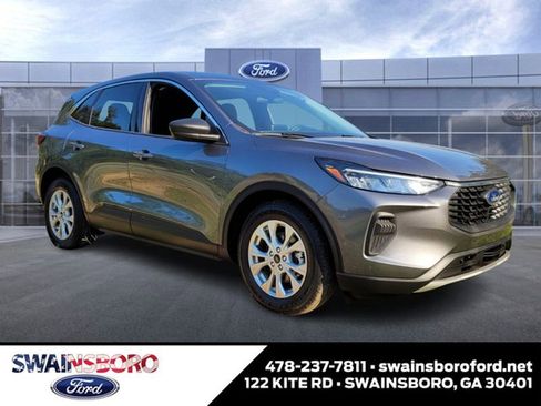 Used 2024 Ford Escape Active image 1